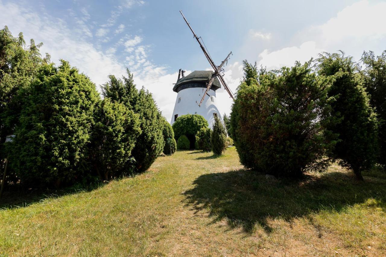 Windmill Vacation Home In Ledzin Near Baltic Sea Niechorze Exterior photo