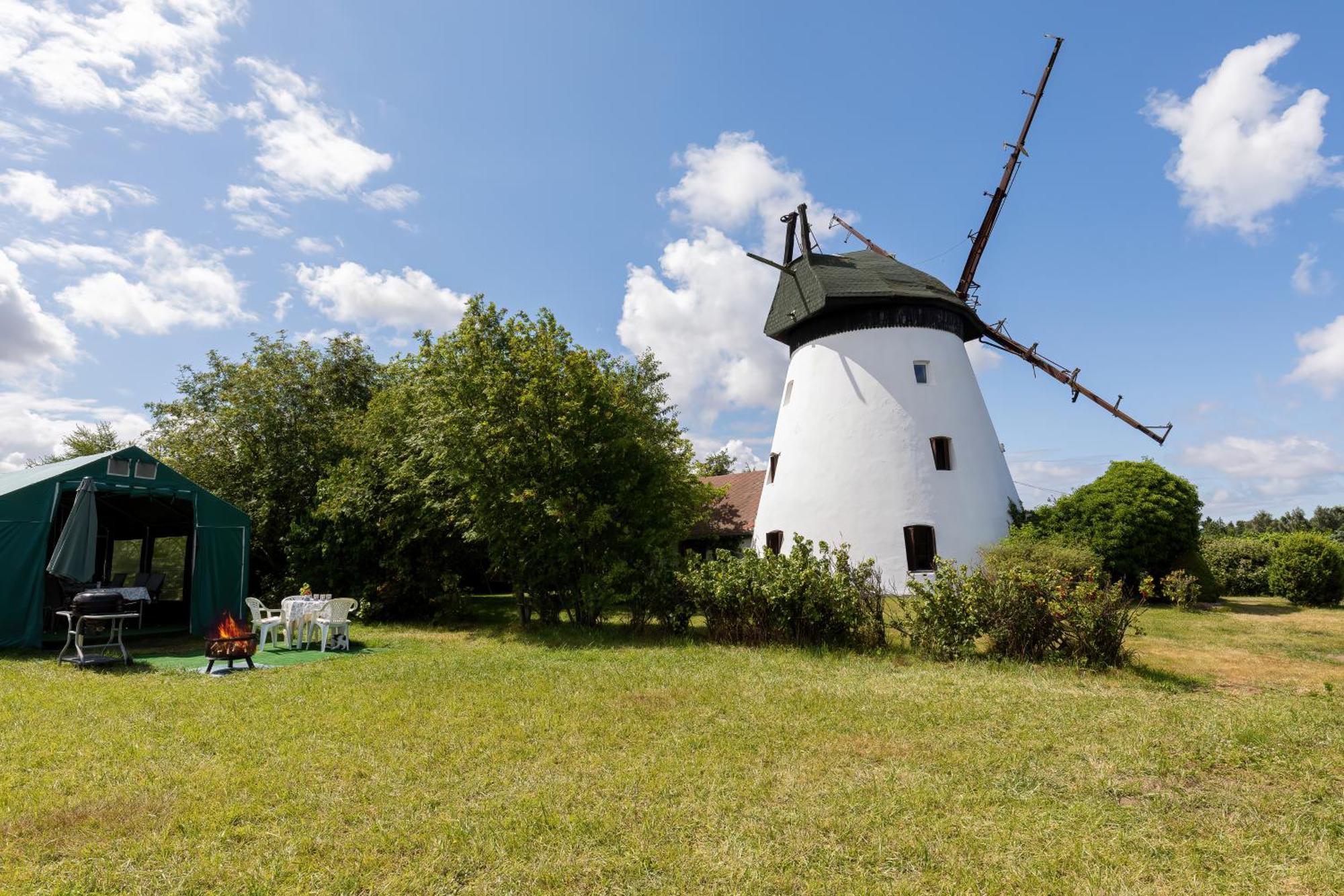 Windmill Vacation Home In Ledzin Near Baltic Sea Niechorze Room photo