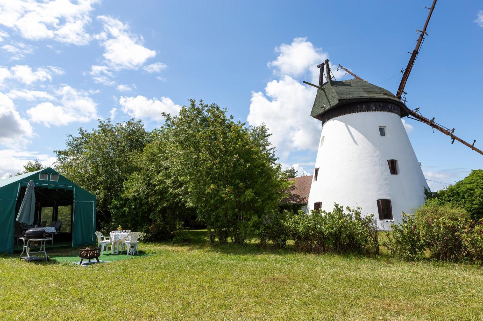 Windmill Vacation Home In Ledzin Near Baltic Sea Niechorze Room photo